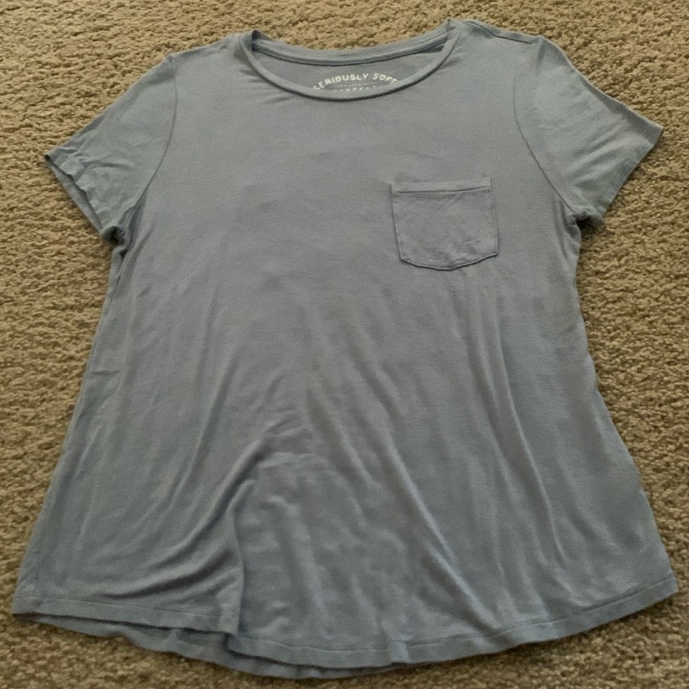 Aeropostale lavender tee